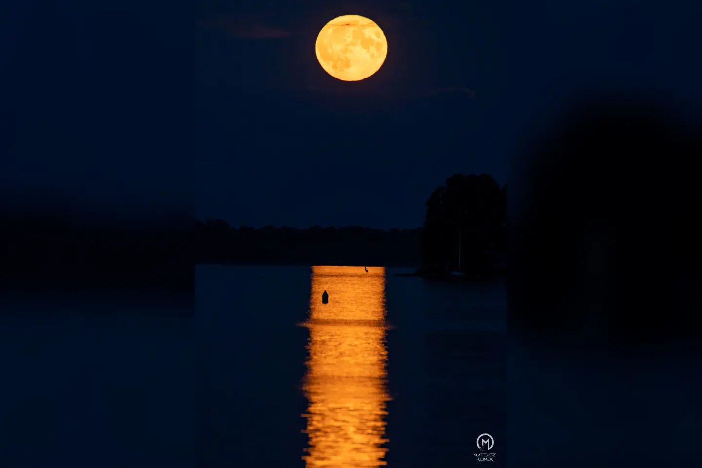 W tym tygodniu mieliśmy szansę oglądać wschód księżyca w pełni na tle jeziora Mikołajskiego 🤩🌕🌃
________
#mikolajki #mik